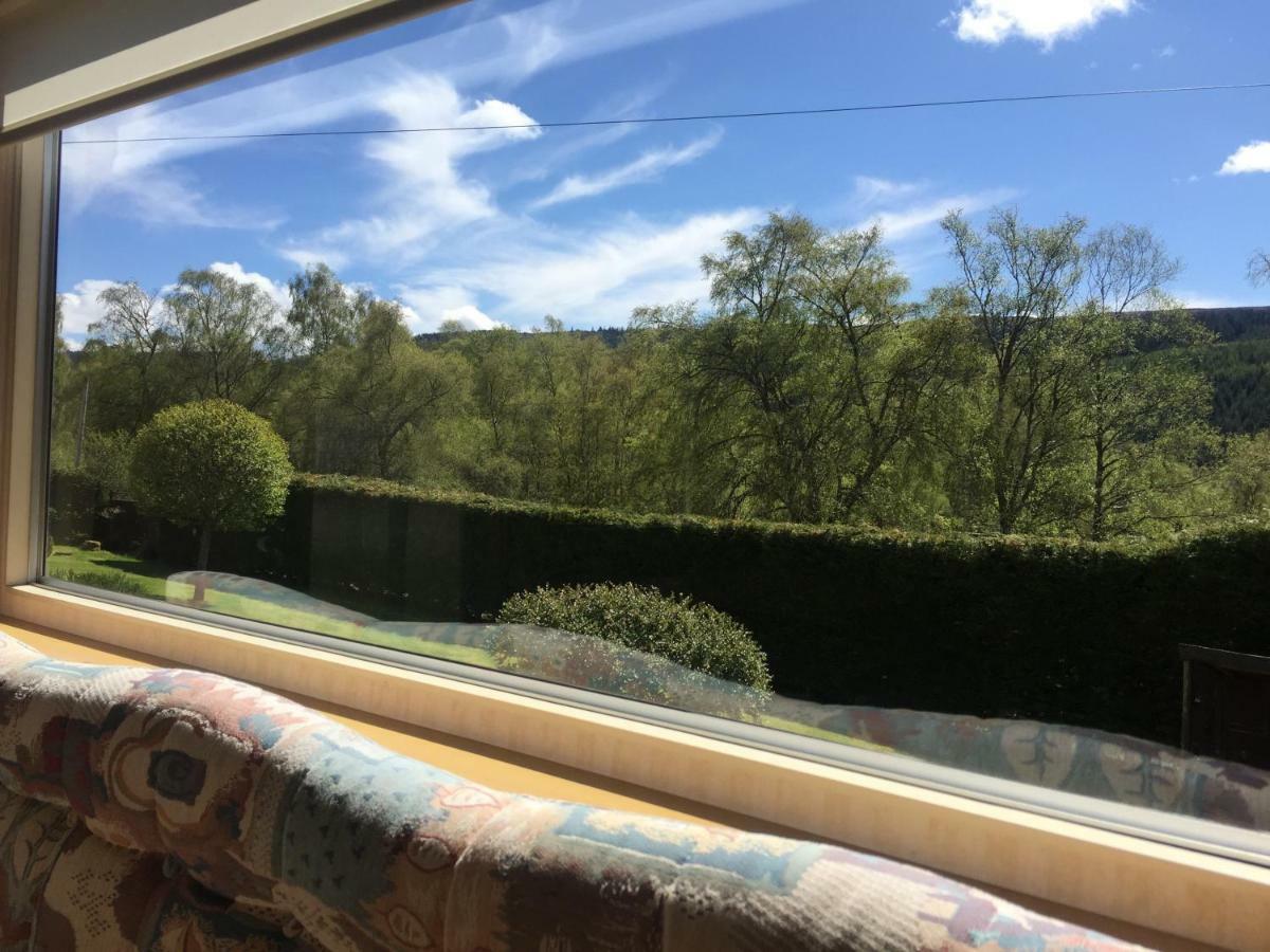 Forest View - Adults Only - Maximum 2 Guests Drumnadrochit Bagian luar foto